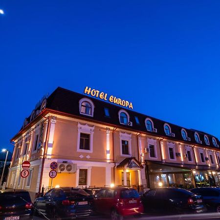 Hotel Europa Târgu Jiu エクステリア 写真